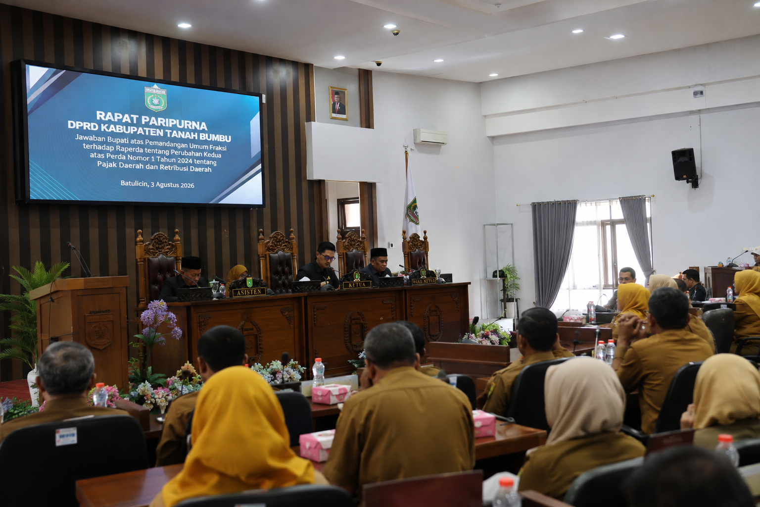 DPRD Tanah Bumbu Gelar Paripurna, Bupati Sampaikan Jawaban atas Pemandangan Umum Fraksi